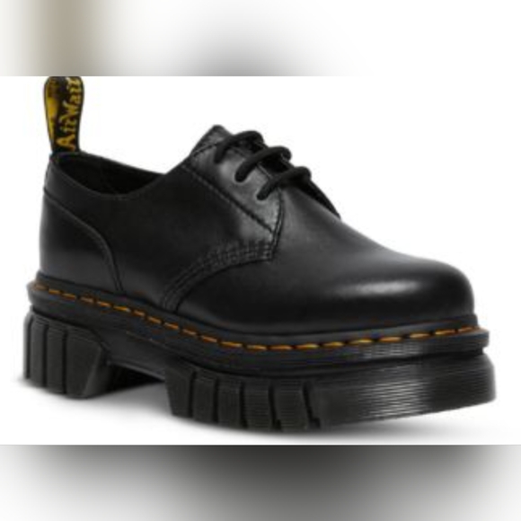 Dr. Martens Women's Audrick Lace Up Oxfords - Picture 1 of 10